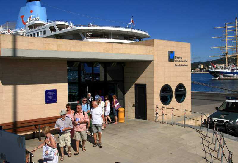 L'estació de passatgers del port de Palamós, punt d'entrada de passatgers. (Foto: Ràdio Palamós).