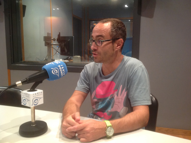 El regidor de Medi Ambient, Èrik Solés, recorda que aquet problema afecta Palamós i diversos municipis de l'entorn. (Foto: Ràdio Palamós)