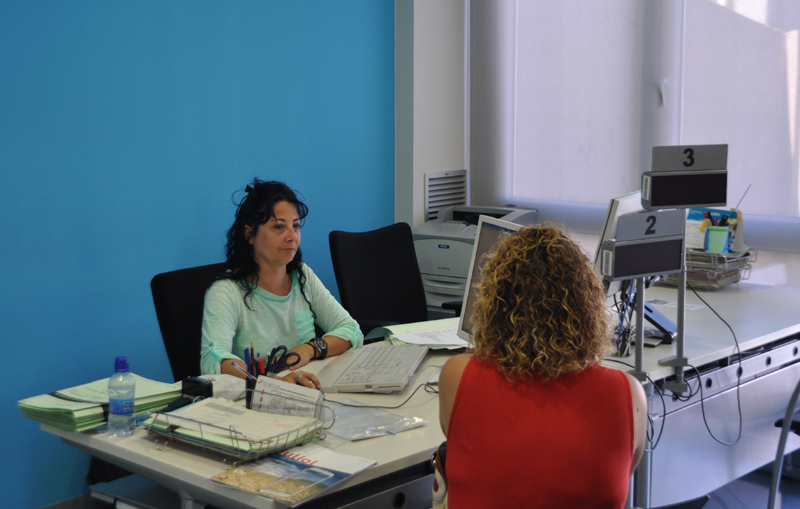 L'Oficina de Treball de la Generalitat a Palamós. (Foto: Ràdio Palamós).