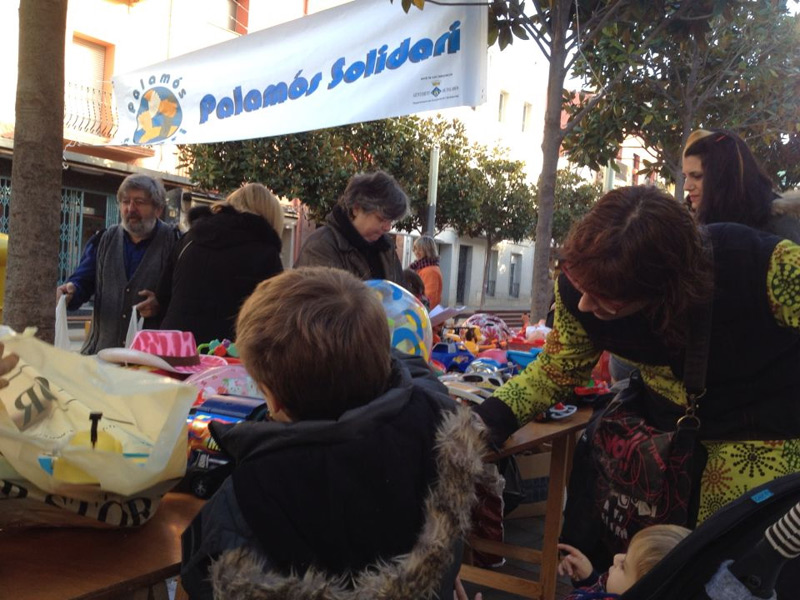 Imatge d'arxiu del Mercat de la Joguina Solidària. (Foto: Taula Palamós Solidari).