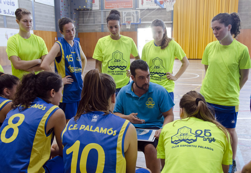 El sènior femení A del Club Esportiu Palamós continua imbatut aquesta temporada. (Foto: Olga Grassot)