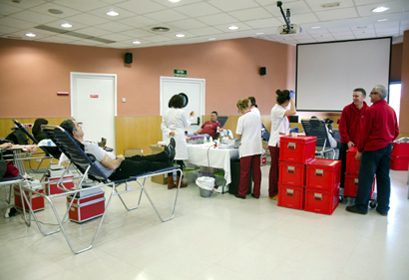 Donar sang és important per mantenir les reserves dels centres hospitalaris. (Foto: Ràdio Palamós)