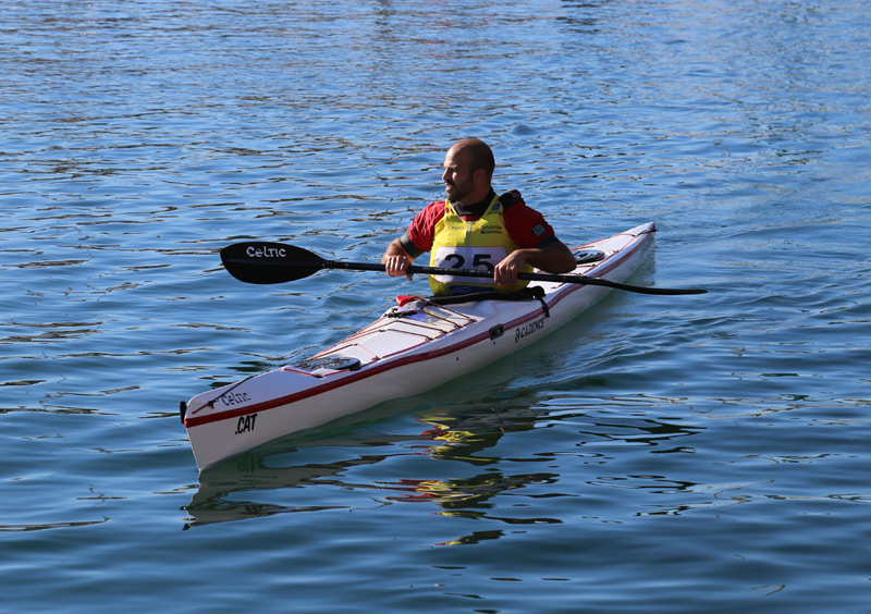 Marc Martin, quan va guanyar la Barcelona Paddle Race. (Foto: Kayak Palamós)