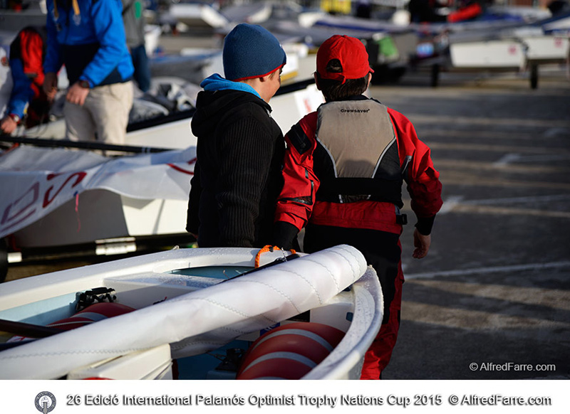 Participants del Vila de Palamós Optimist Trophy 2015. (Foto: Alfred Farré).