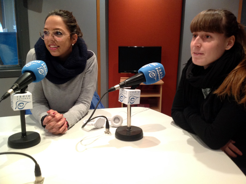 Queque Tejedor i Gemma Vilà, jugadores del sènior femení A del CE Palamós.
