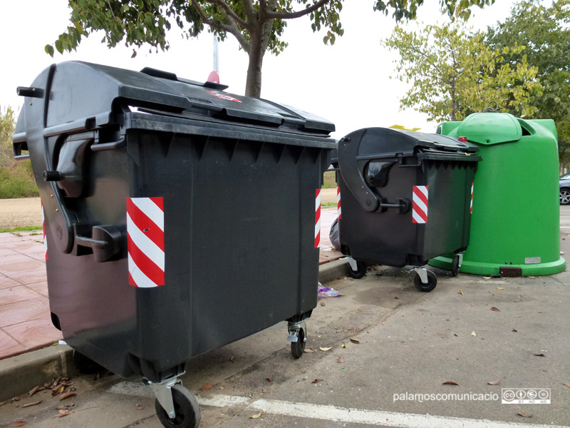 Els nous contenidors de recollida d'escombraries a Palamós.