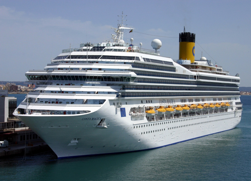 El Costa Mágica s'estrenarà aquest any al port de Palamós. (Foto; cruisemates.com).
