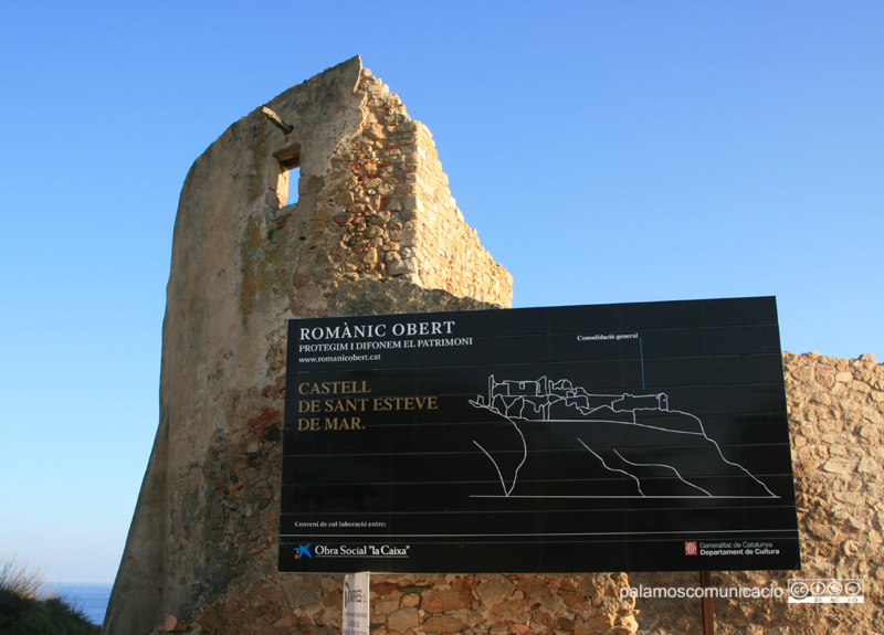 Les restes del castell de Sant Esteve de Mar, a tocar de La Fosca.