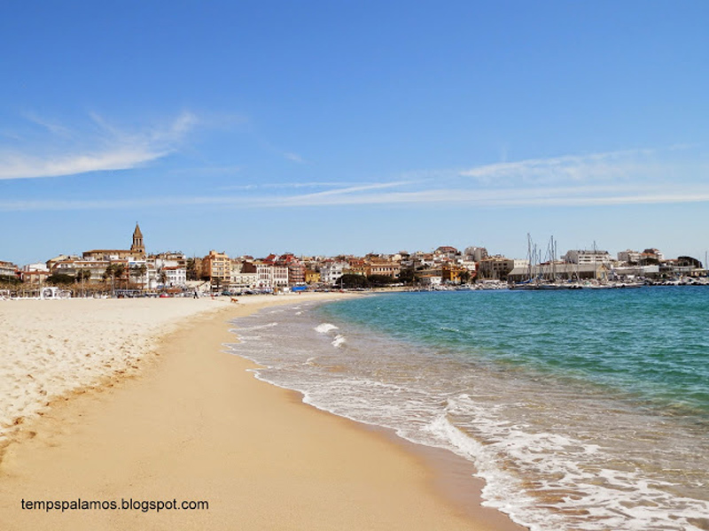 La platja de Palamós el passat divendres. (Foto: Jordi Fernández. tempspalamos.blogspot.com.)