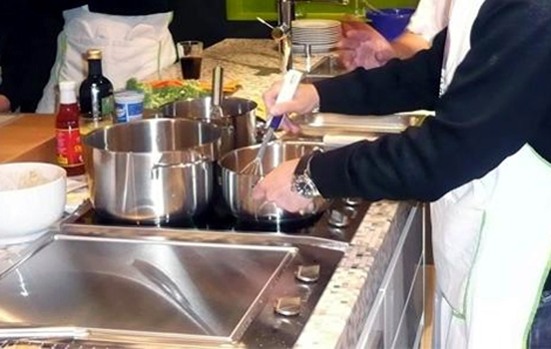 La contractació en el sector serveis ha afavorit la reducció de l'atur al març.