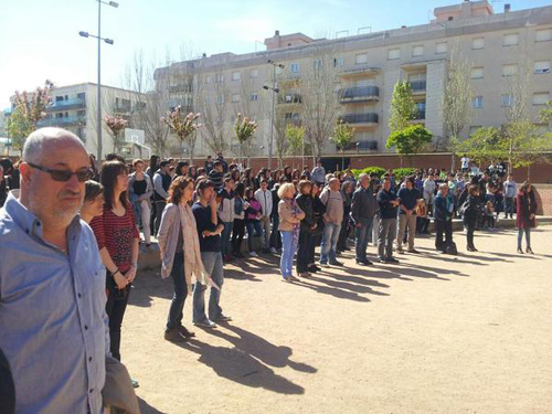 Imatge de l'acte respectuós que s'ha fet aquest matí a l'Institut.