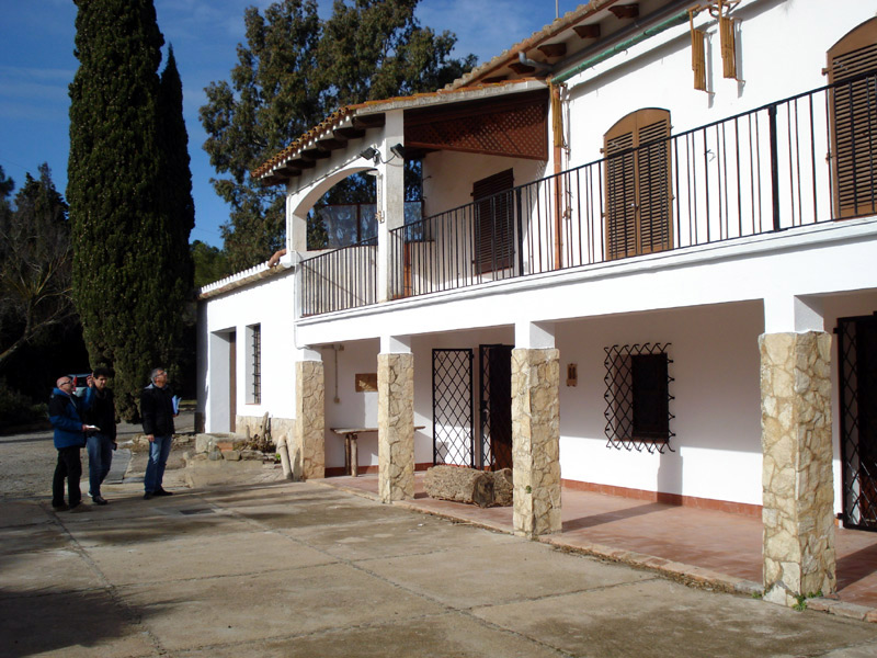 Can Pere Tià és una antiga casa rural situada en l'accés al paratge de Bell-lloc. (Foto: Ajuntament de Palamós.)