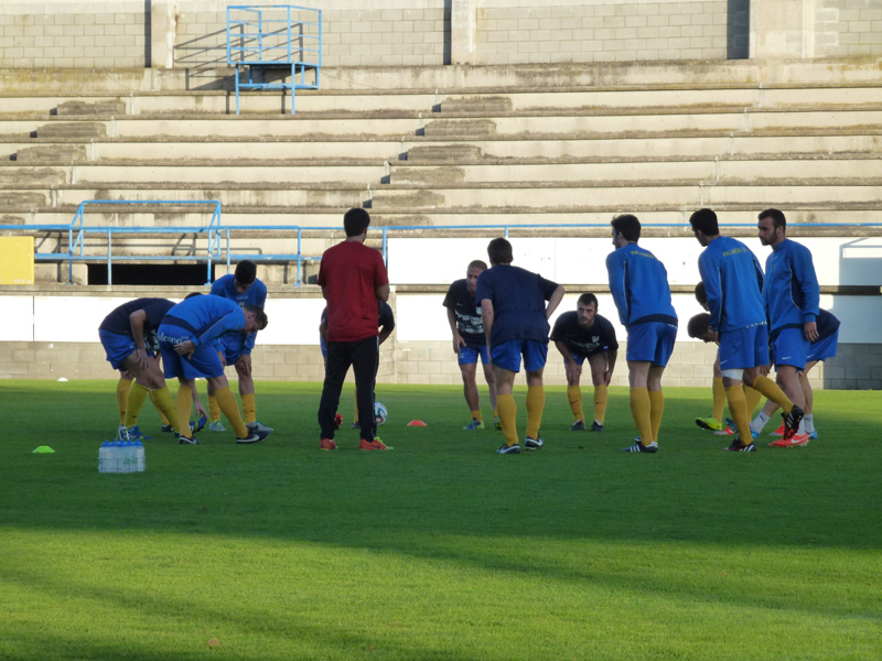 Un entrenament del Palamós, aquesta temporada. (Foto: Ràdio Palamós)