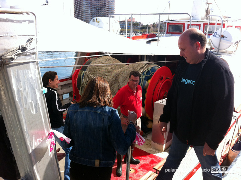 Aquest matí s'ha fet una prova pilot del Pescaturisme, amb voluntaris i pescadors.