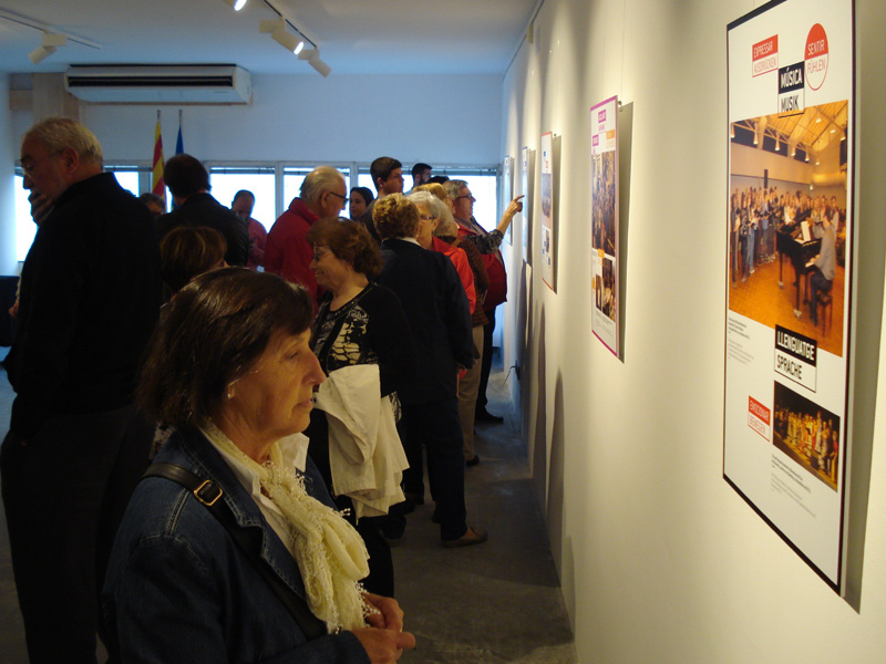 Un moment de la recepció a les entitats, el dia de Sant Jordi. (Foto: Ajuntament de Palamós).