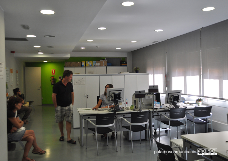 L'Oficina de Treball de la Generalitat a Palamós.