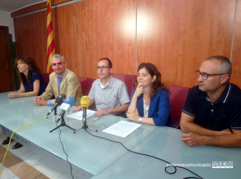 Els representants del govern de Palamós, el dia de la presentació del cartipàs municipal.