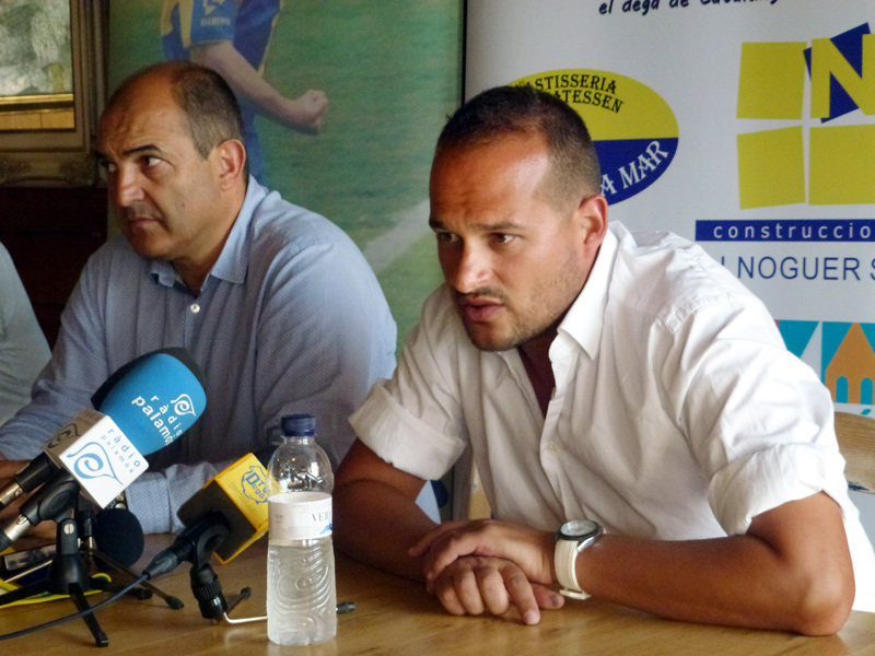 L'entrenador del Palamós CF, Joan Mármol, en una roda de premsa recent. (Foto: Pere Subirana).