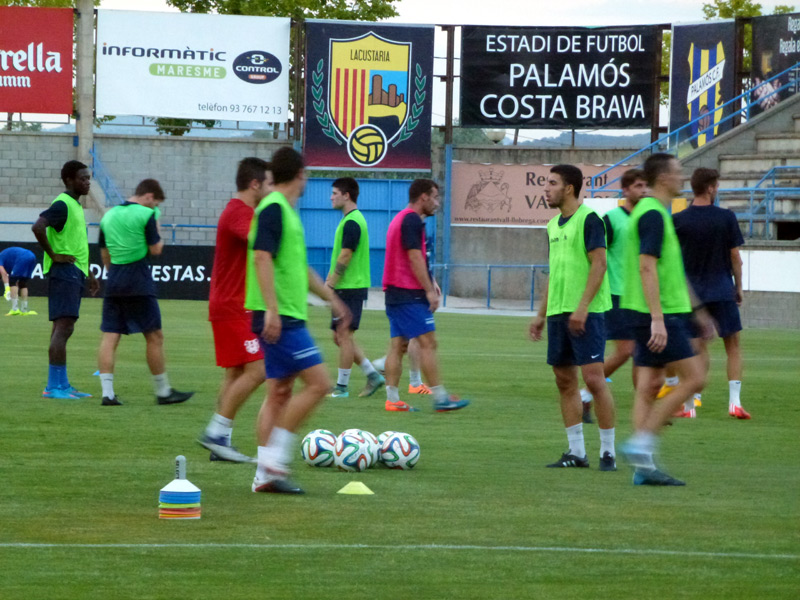 Un dels entrenaments de pretemporada del Palamós CF. (Foto: Pere Subirana).
