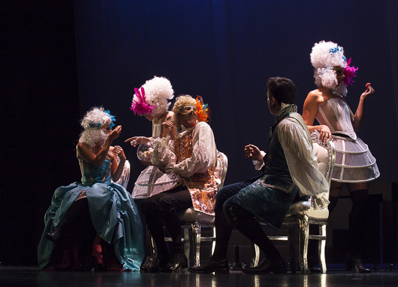 Kumen Teatro en una funció de 'Casanova, memorias de un libertino'. (Foto: Kumen Teatro).