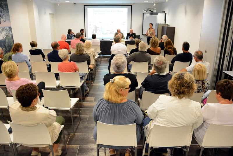 Un moment de la reunió d'aquest dissabte. (Foto: Ajuntament de Calonge).