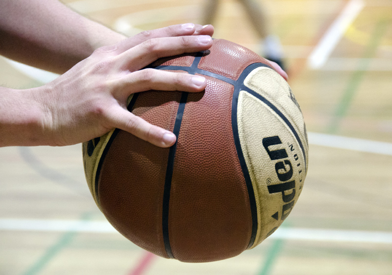 El bàsquet serà un dels protagonistes del cap de setmana esportiu. (Foto: Olga Grassot).