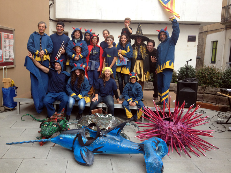 Participants en l'última edició de les '12 hores de cultura' a Palamós. (Foto: Àrea de Cultura Ajuntament de Palamós.)