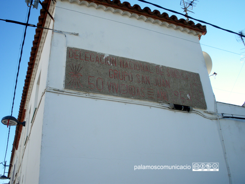 Els símbols franquistes encara estan presents a Palamós.