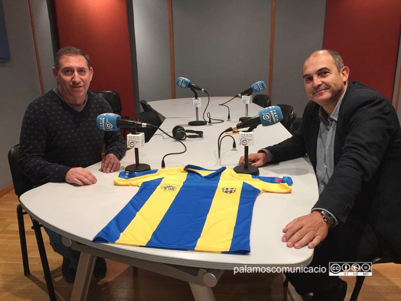 Toni Heras i Joan Pau Pérez, candidats a la presidència del Palamós CF, abans del debat de Ràdio Palamós.