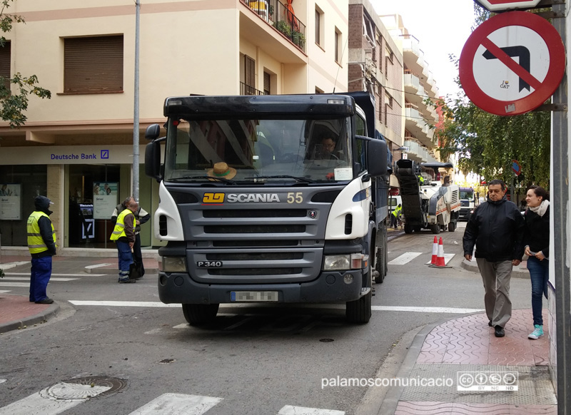Les obres d'asfaltatge de carrers estan a punt d'acabar.