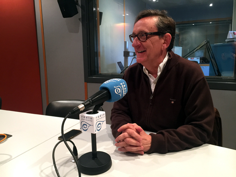 El regidor del PSC, Joan Gea, avui a Ràdio Palamós.