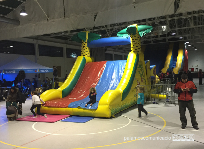 Activitats del Nadal Jove a la Nau dels 50 metres.