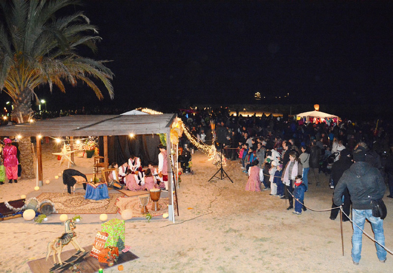 El campament reial a la platja de Sant Antoni, l'any passat. (Foto: Ajuntament de Calonge.)