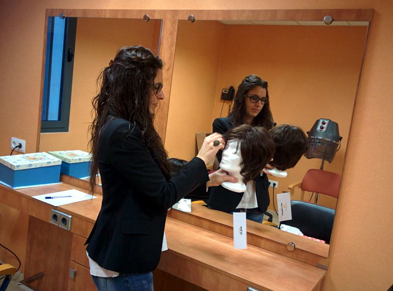 Les dones en tractament oncològic es poden beneficiar de perruques a preu assequible. (Foto: Fundació Oncolliga).
