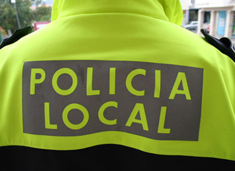 El detingut va ser arrestat per la Policia Local.