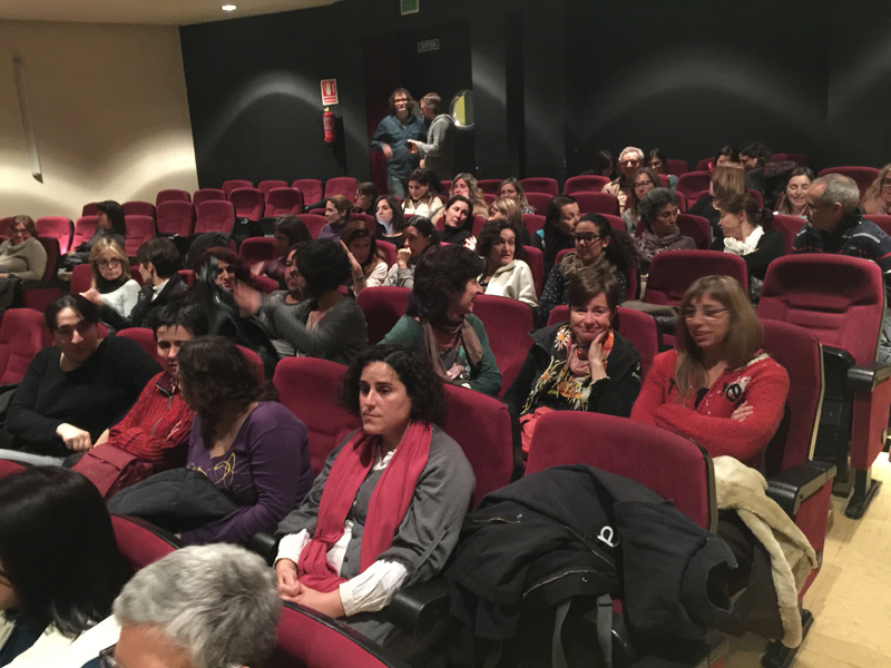 Imatge d'arxiu d'una sessió de les Jornades d'Educació i Família, al teatre La Gorga.