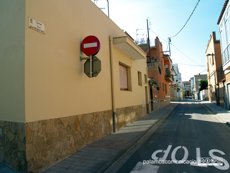 Carrer de Sant Joan Baptista de La Salle, a l'Eixample nord de Palamós.