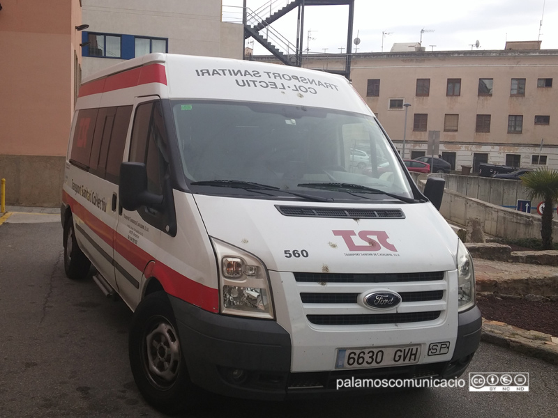 Ambulància de la nova concessió, a l'hospital de Palamós.