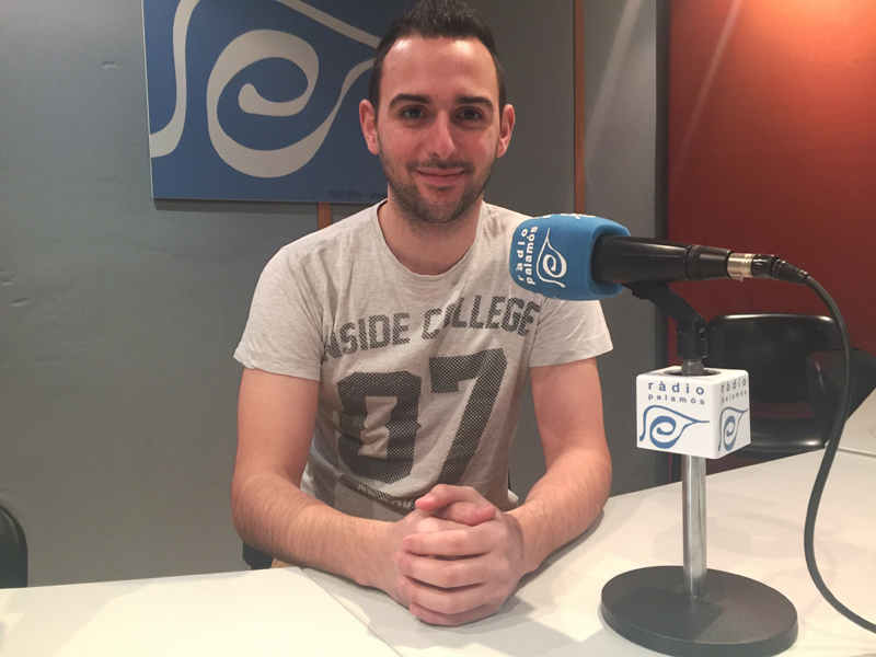 Sergi Soler, capità del Catalònia, als estudis de Ràdio Palamós.