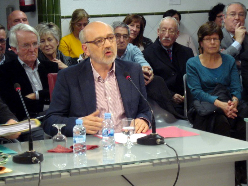El Síndic de Greuges de Palamós, David Sagrera, en una intervenció en el Ple municipal. (Foto: Ajuntament de Palamós.)