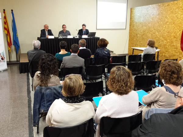 L'acte de signatura el conveni, aquest matí a l'Espai d'Entitats de La Gorga. (Foto: Ajuntament de Palamós.)