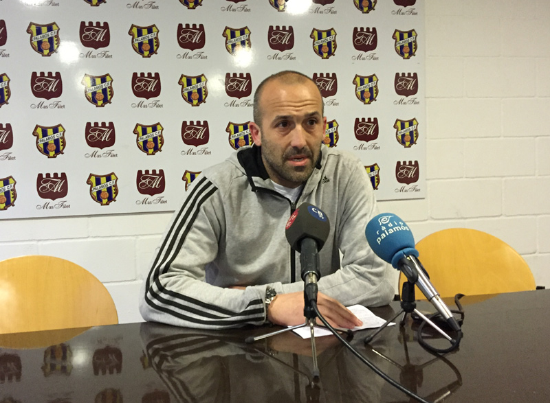 Bayona, ahir a la sala de premsa del Palamós CF. (Foto: Ramon Ribas.)