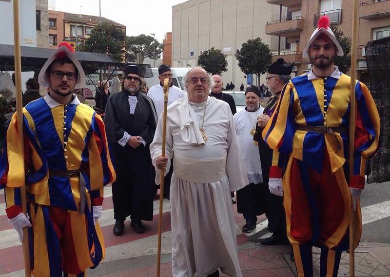 La Colla del Testament, durant la desfilada papal un dia de Carnaval.