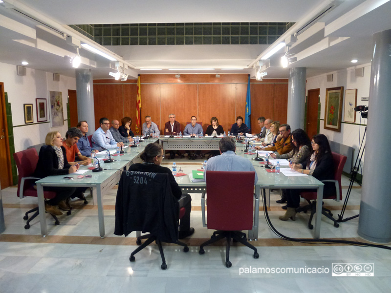 Ple de l'Ajuntament de Palamós celebrat ahir.