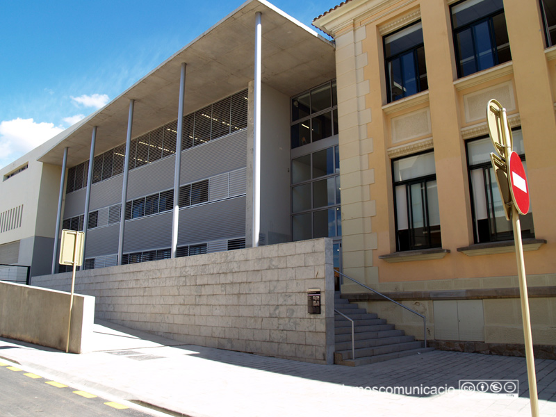 La xerrada es fa a l'escola La Vila de Palamós.