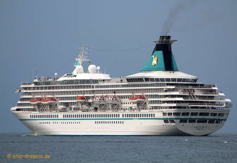 L'Artania visita aquest diumenge el port de Palamós. (Foto: ship-dreams.de.)