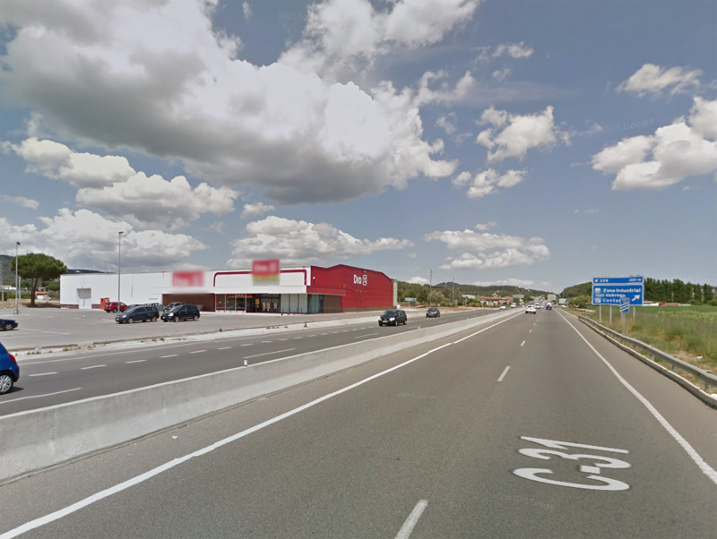 El punt on s'ha produït l'accident, a la carretera C-31. (Foto: Google Maps).