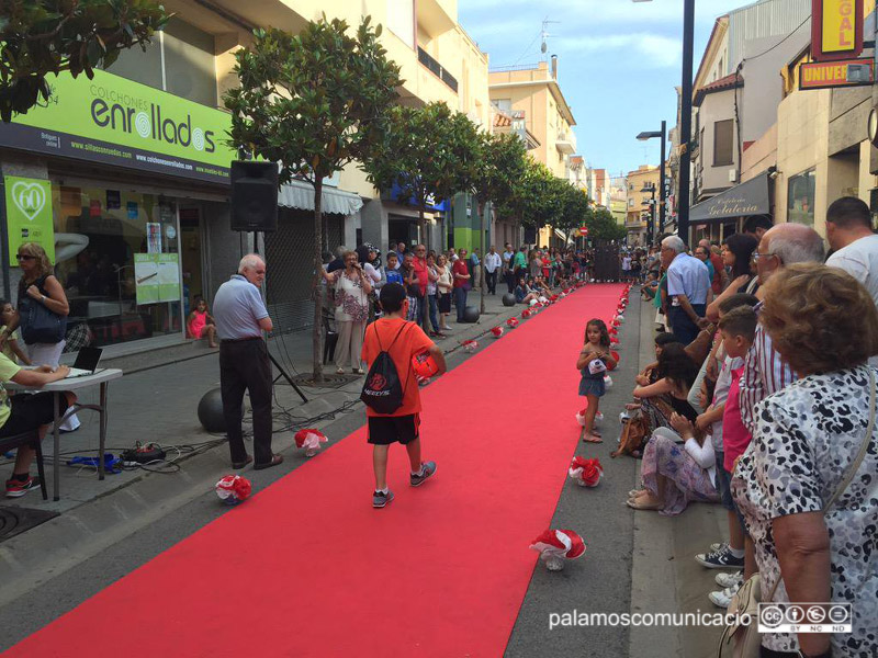 Desfilada de moda del carrer Cervantes, en una imatge d'arxiu.