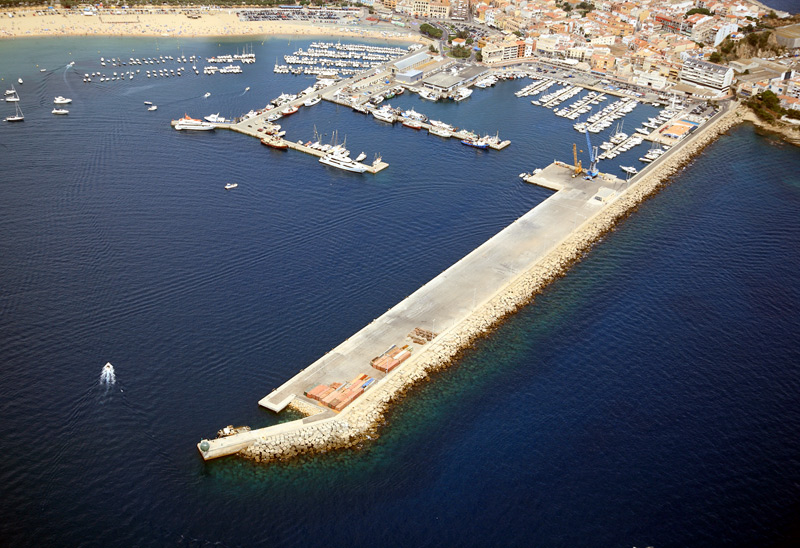 Vista general del port de Palamós. Foto Ports de la Generalitat.