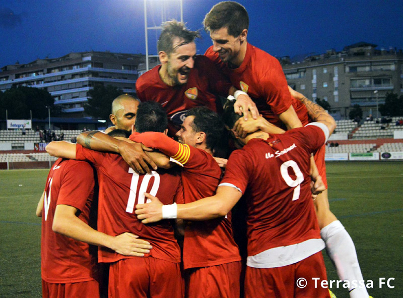 El Terrassa va celebrar de valent la victòria davant el Palamós CF. (Foto:Terrassa FC).